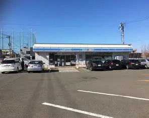 コンビニ　ローソン札幌発寒15条店（コンビニ）まで586m
