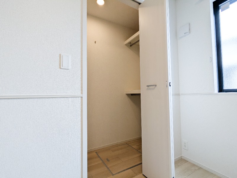 収納　図面と現状に相違がある場合には現状を優先