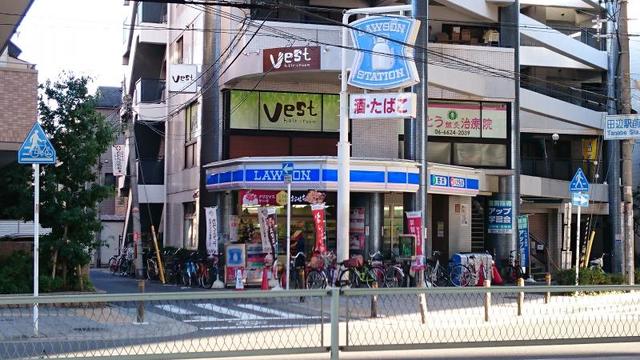 コンビニ　ローソン田辺5丁目店（コンビニ）まで383m
