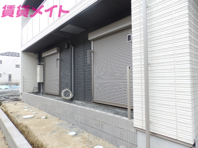 バルコニー　バルコニー建設中