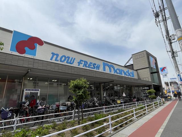 スーパー　万代小阪店（スーパー）まで653m
