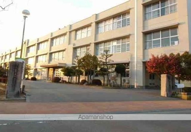 小学校　湯野小学校（小学校）まで1000m