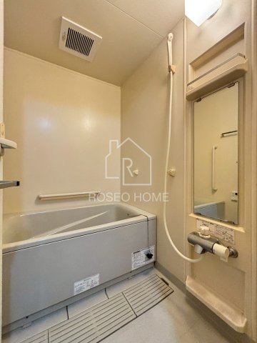バス・シャワールーム　同マンション別部屋：参考写真