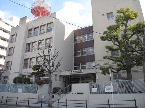 小学校　南大江小学校（小学校）まで80m