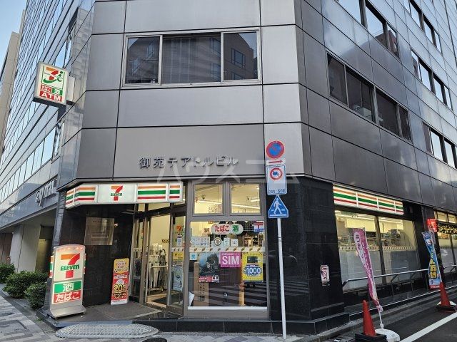 コンビニ　セブンイレブン 新宿1丁目新宿通り店（コンビニ）まで732m