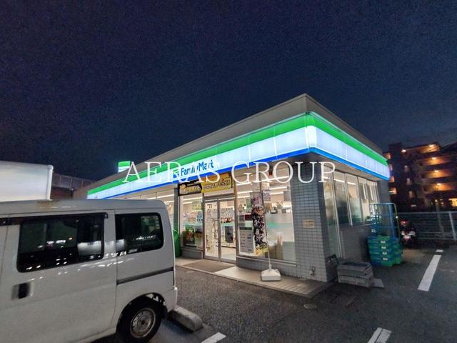 コンビニ　ファミリーマート 新石川２４６店（コンビニ）まで294m