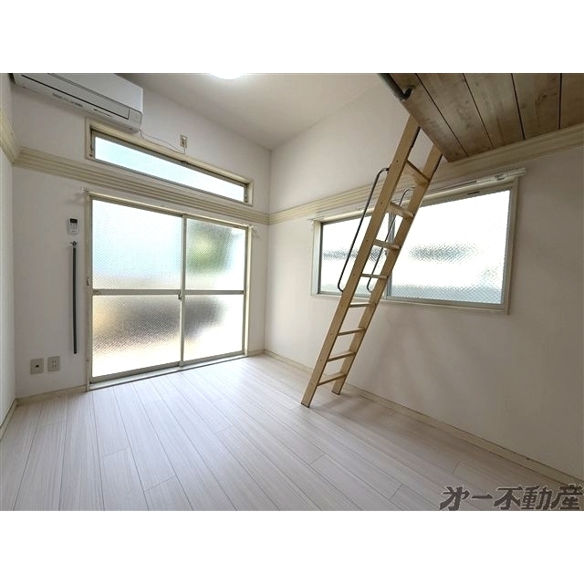 建物外観　洋室