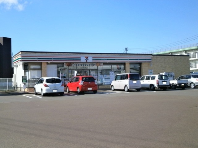 コンビニ　セブンイレブン南七日町店（コンビニ）まで618m