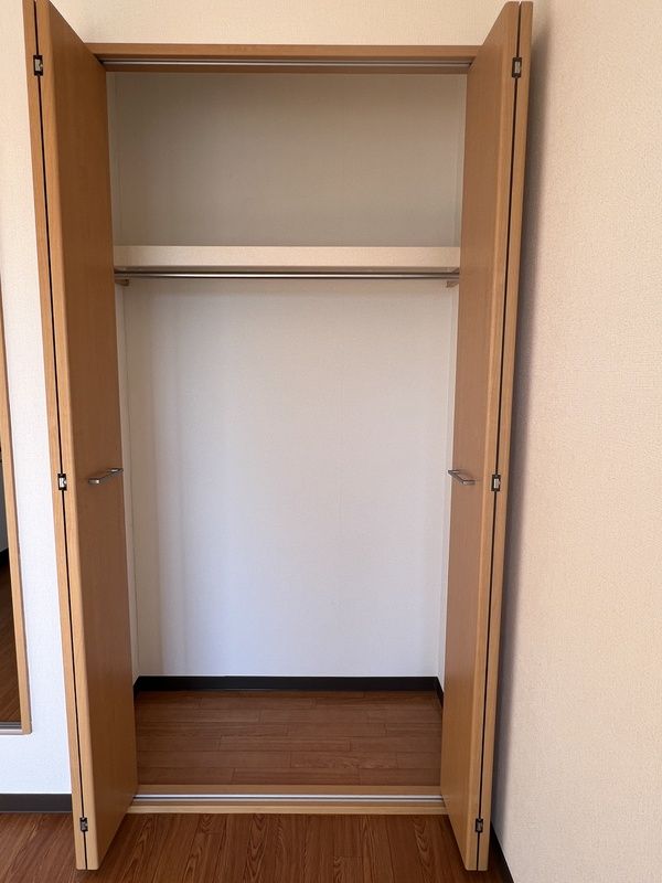 収納　（別タイプ参考写真）ポルトボヌール　北区田端1
