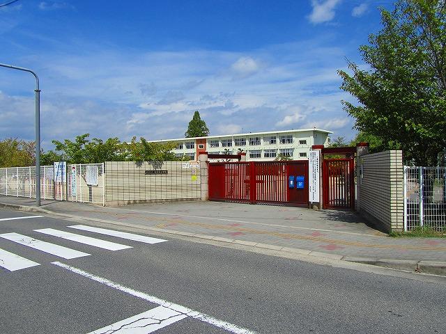 小学校　田原本町立田原本小学校（小学校）まで1089m
