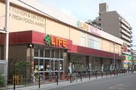 スーパー　ライフ旭大宮店（スーパー）まで358m
