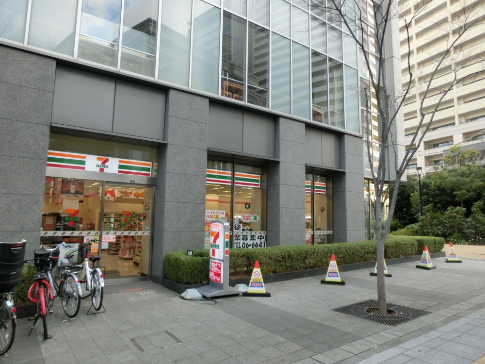 コンビニ　セブンーイレブン大阪難波サンケイビル店（コンビニ）まで395m