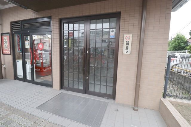 エントランス　★お問い合わせはタウンハウジングまで★