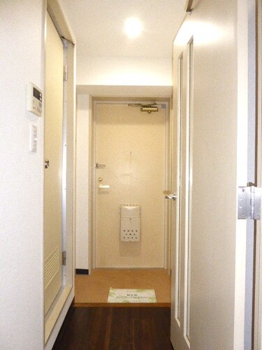 玄関　玄関