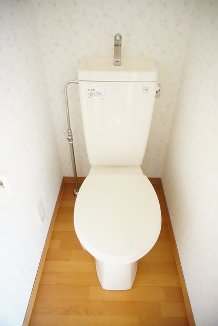トイレ　バストイレ別なので毎日快適にお過ごしいただけます♪