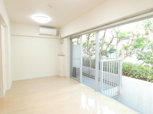 居室・リビング　居室※別部屋参考写真