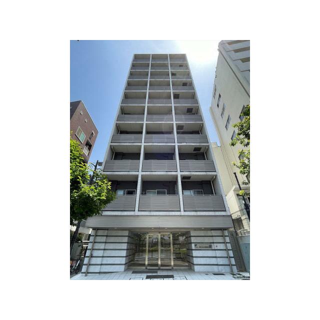 建物外観　鉄筋コンクリート造のがっちりとした建物。