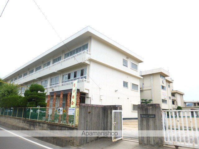 小学校　岡山市立宇野小学校（小学校）まで285m