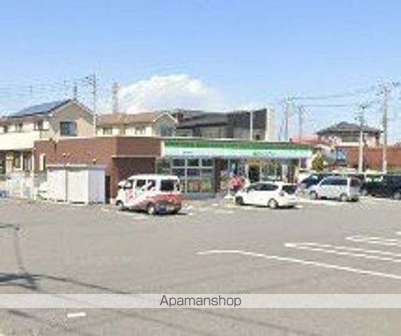 コンビニ　ファミリーマート高根沢宝積寺店（コンビニ）まで682m