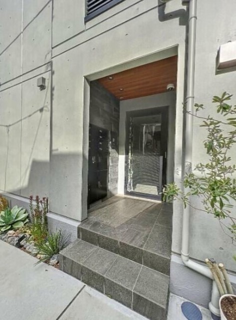 マンションエル荻窪の外観写真