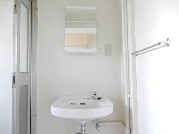 洗面設備　ビレッジハウスの同一物件・同一タイプの間取りの写真です