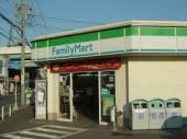 コンビニ　ファミリーマート（コンビニ）まで430m