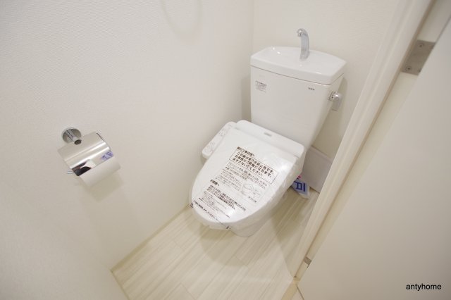 セレニテ梅田ルフレのトイレ写真