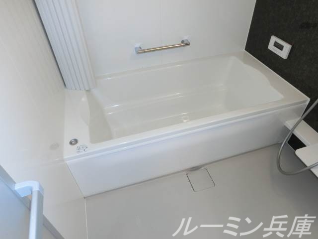 ウィット垂水2の風呂写真