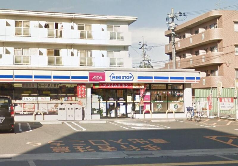コンビニ　ミニストップ芥川町3丁目店（コンビニ）まで184m