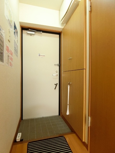 玄関　図面と現状に相違がある場合には現状を優先