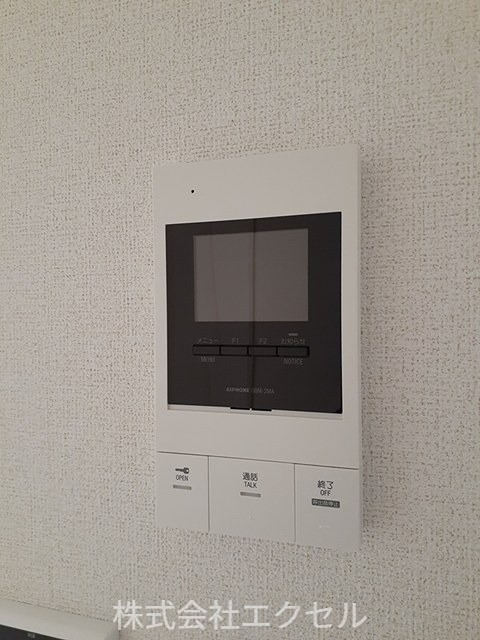 セキュリティ　モニター付きインターホンです。