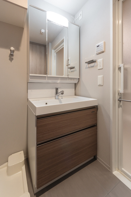 洗面設備　※写真は同タイプ住戸です。
