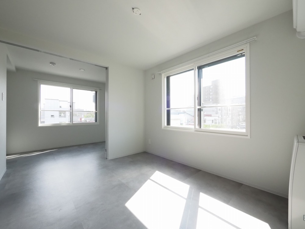 眺望　大きな窓があり明るいお部屋です♪