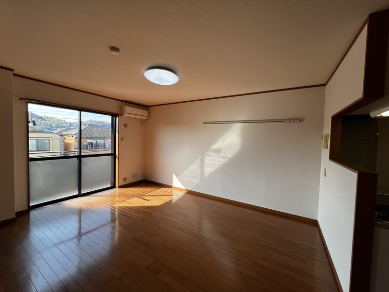 居室・リビング　※他部屋参考写真