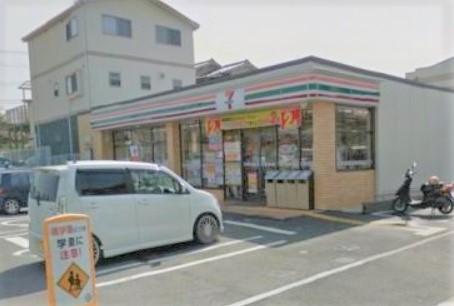 コンビニ　セブンイレブン 堺深阪店（コンビニ）まで395m