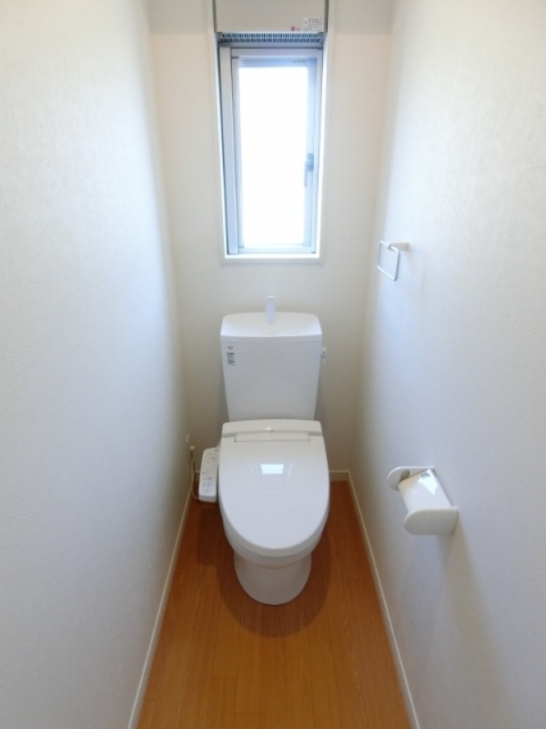 トイレ　図面と現状に相違がある場合には現状を優先