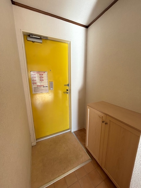 イーリスIの玄関写真