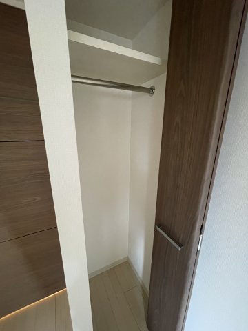 収納　※写真は同じマンションの違う部屋のものになります。