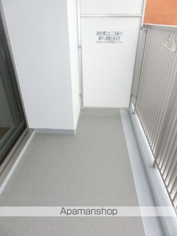 地下鉄御堂筋線 心斎橋駅 徒歩2分 13階建 築14年の内装写真