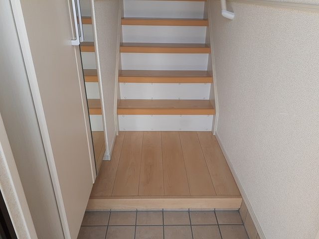 玄関　図面と現状に相違がある場合には現状を優先