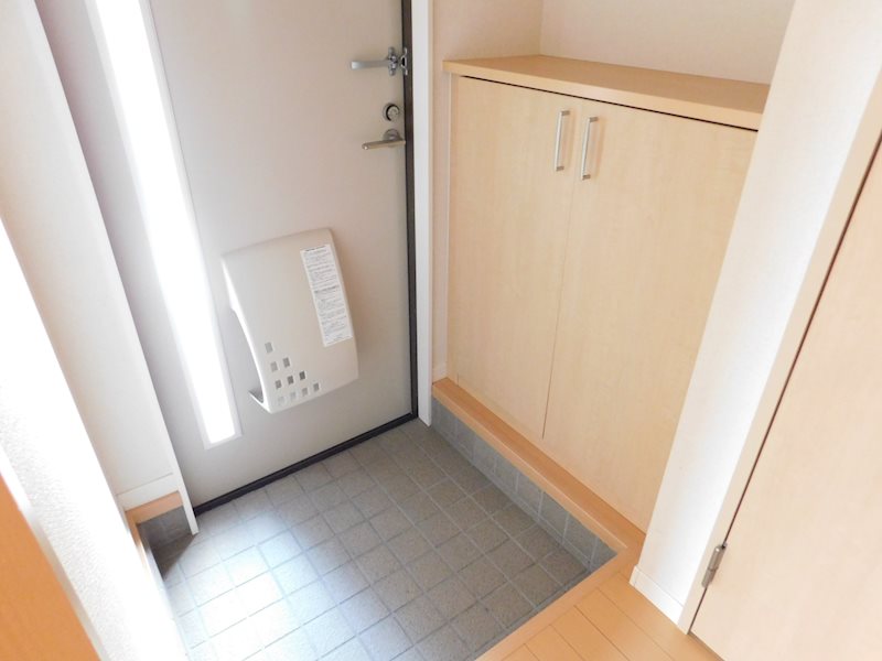 玄関　102の画像です。