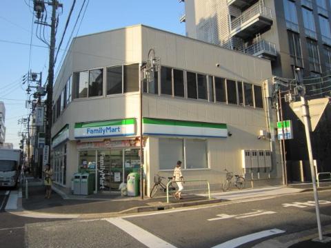 その他　ファミリーマート栄一丁目店（その他）まで220m