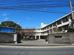 中学校　那珂川中学校（中学校）まで341m
