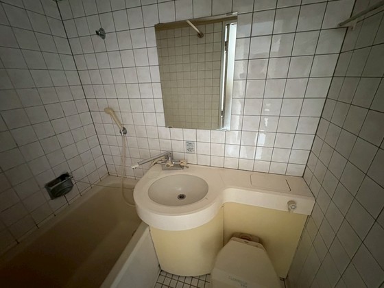 洗面設備　※別部屋の写真です