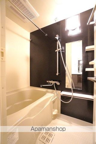 都営浅草線 宝町駅 徒歩3分 12階建 築3年の風呂写真