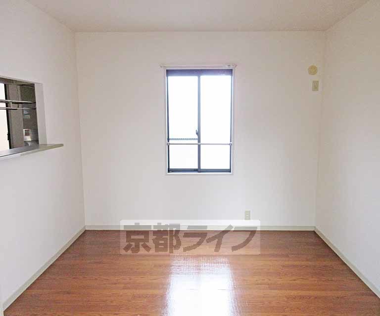 居室・リビング　シンプルなお部屋です！