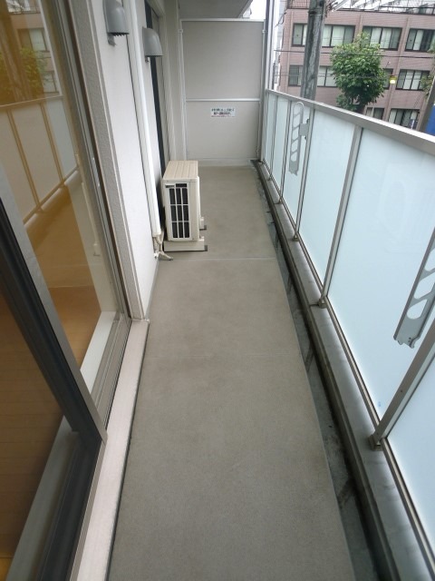 地下鉄鶴舞線 大須観音駅 徒歩5分 8階建 築16年の内装写真