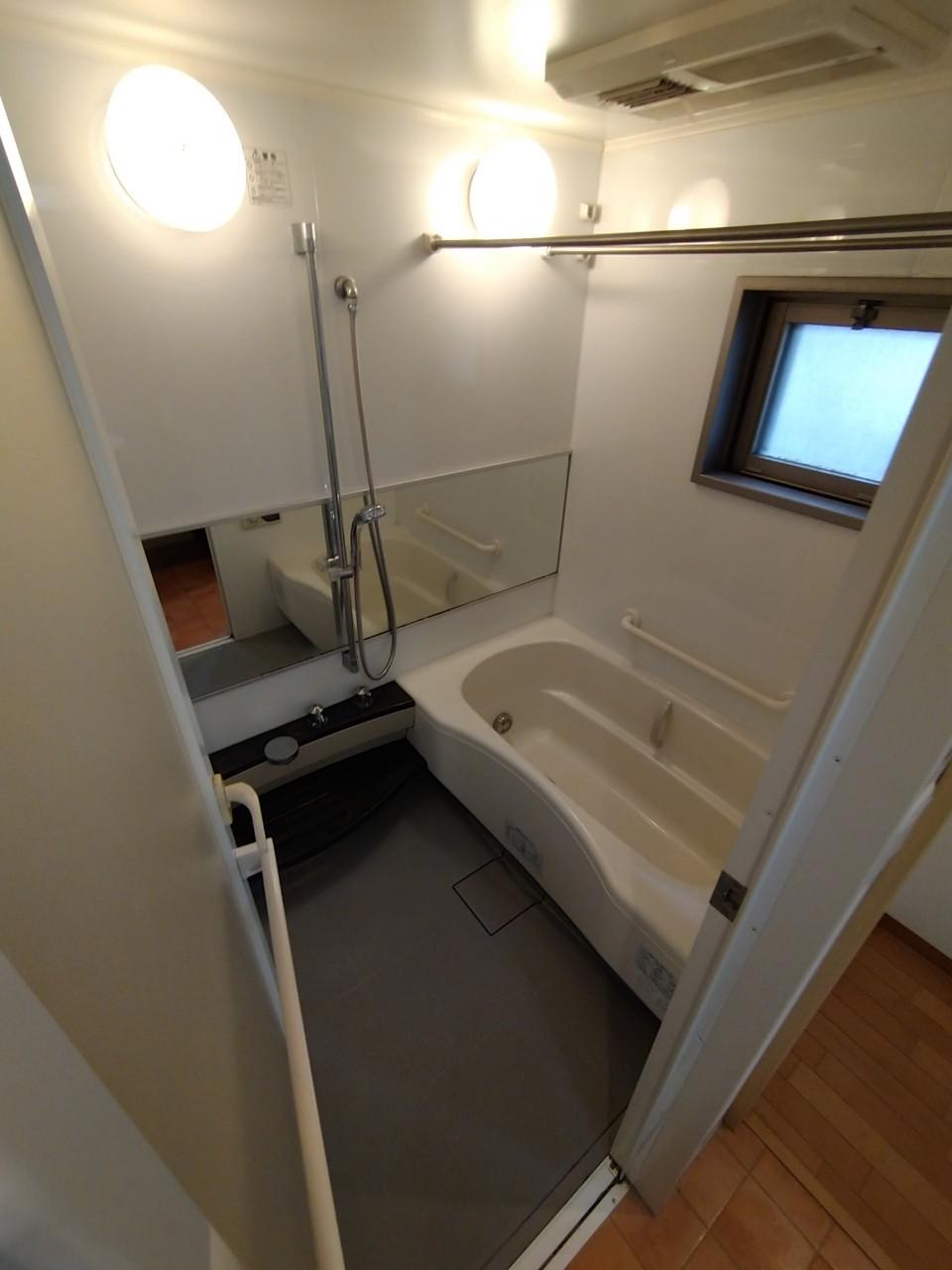 エスリード西本町の風呂写真