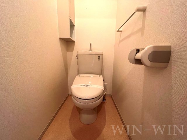 ユトリロ緑ヶ丘 2 Bのトイレ写真