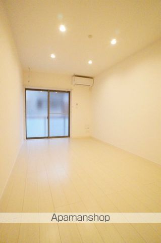 ＪＲ横浜線 淵野辺駅 徒歩11分 3階建 築8年の居間写真